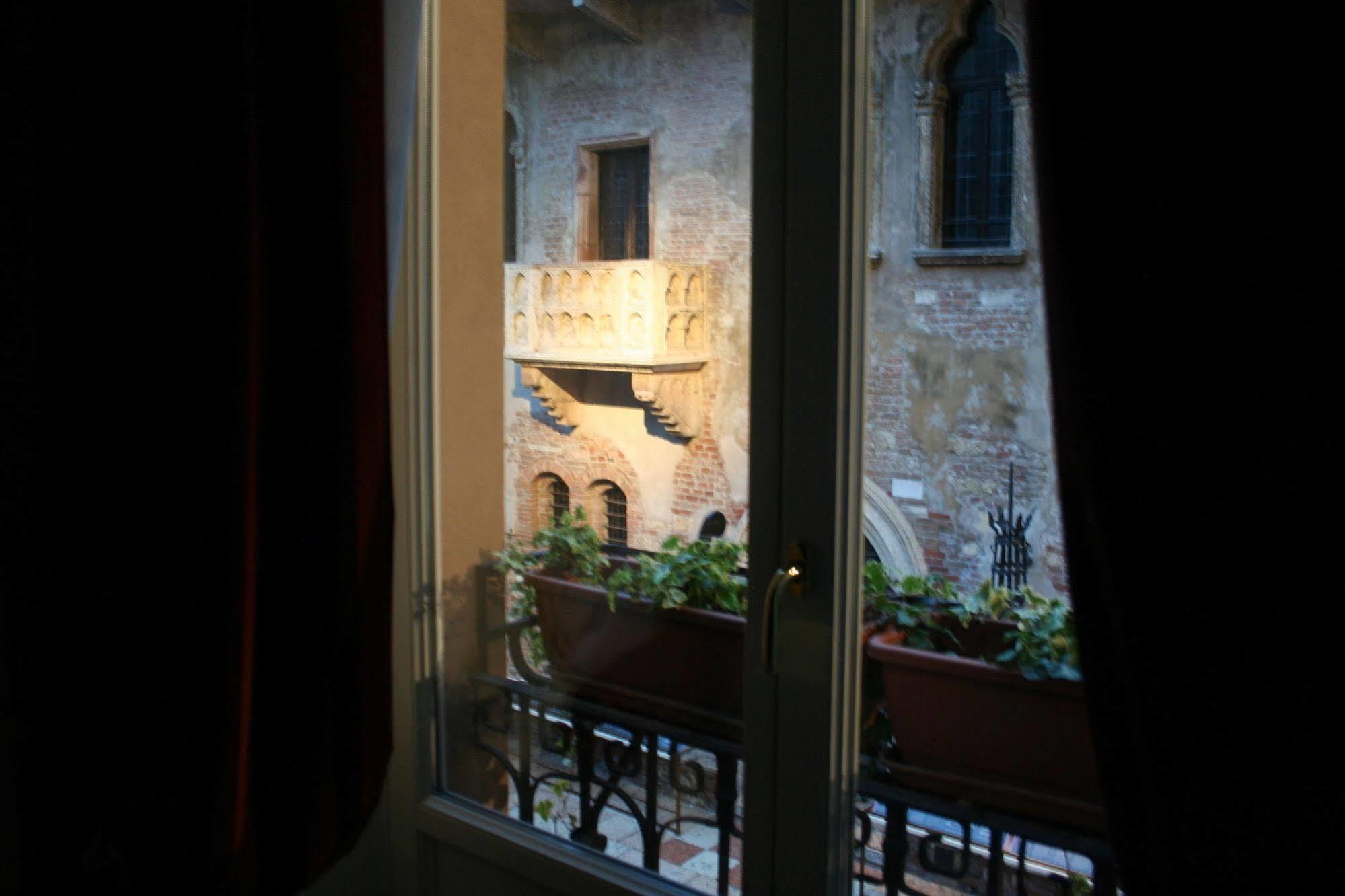 La Corte Di Giulietta Verona Exterior photo